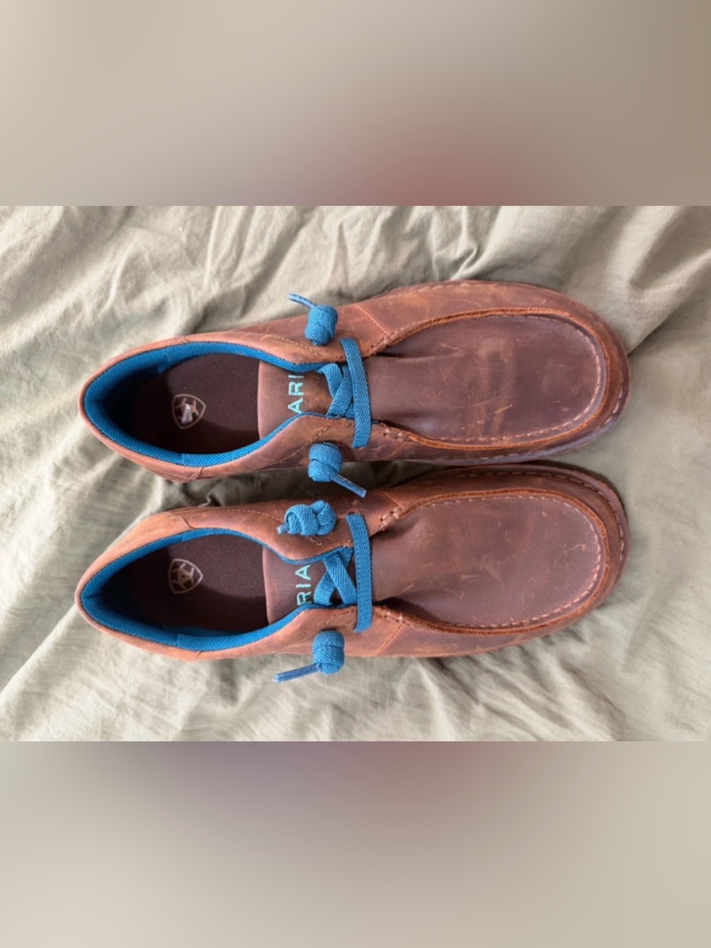 Ariat Brown Leather Casual Lace-Up Shoes with Blue Trim